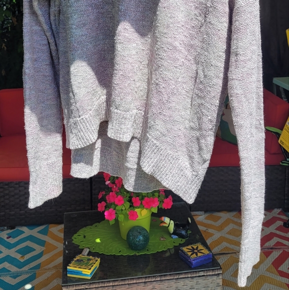 Sparkly ✨️ Light Sweater - Picture 5 of 5